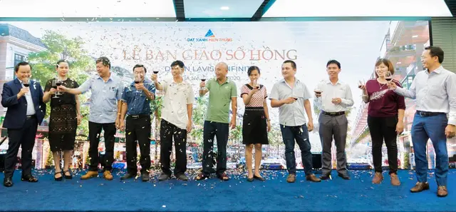 Đất Xanh Miền Trung trao sổ hồng cho 200 căn nhà phố thương mại sang trọng tại Đà Nẵng