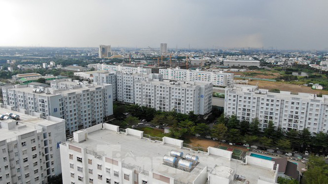 TPHCM: Chia thành hai để gỡ vướng 30.000 căn hộ 'treo' sổ hồng