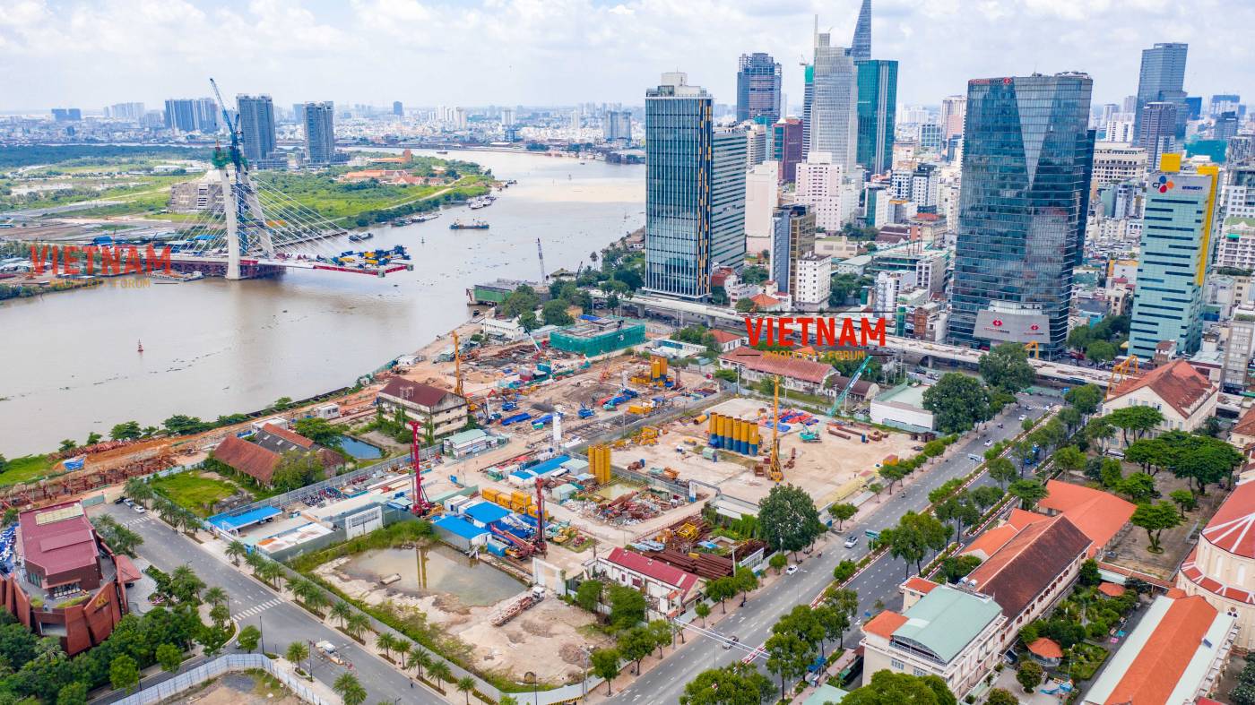 Một góc nhìn trung tâm thành phố từ dự án căn hộ Grand Marina Saigon Quận 1