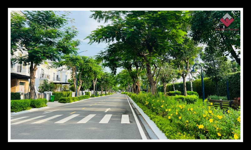 Cần bán nhanh căn biệt thự song lập Verosa Park Khang Điền Quận 9